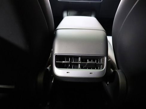 Used 2023 Tesla Model 3 Standard Range image 36