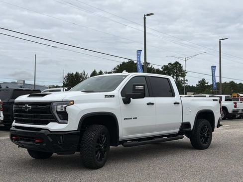 Used 2026 Chevrolet Silverado 2500 LTZ w/ Trail Boss Package AWD/4WD image 14