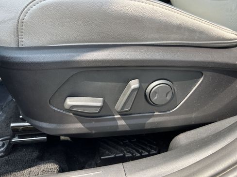 Used 2022 Hyundai Tucson Limited w/ Cargo Package AWD/4WD image 14