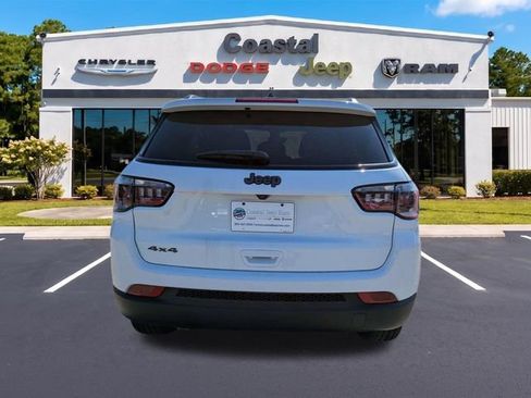 New 2026 Jeep Compass Latitude AWD/4WD image 5