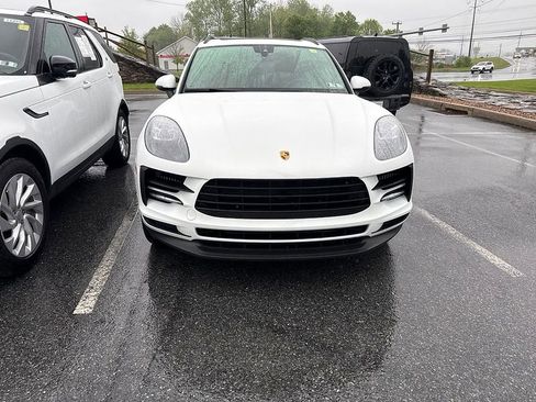 Used 2020 Porsche Macan S AWD/4WD image 2