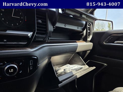 Used 2023 GMC Sierra 1500 SLE w/ Preferred Package AWD/4WD image 13