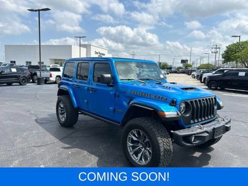 Used 2022 Jeep Wrangler Unlimited Rubicon w/ Xtreme Recon 35" Tire Package AWD/4WD image 9