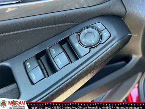 Certified 2023 Chevrolet Traverse LT image 16