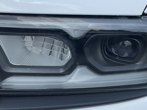 Used 2022 Dodge Durango SRT w/ SRT Interior Appearance Group AWD/4WD image 11