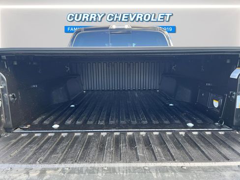 Used 2023 Toyota Tacoma TRD Off-Road image 12