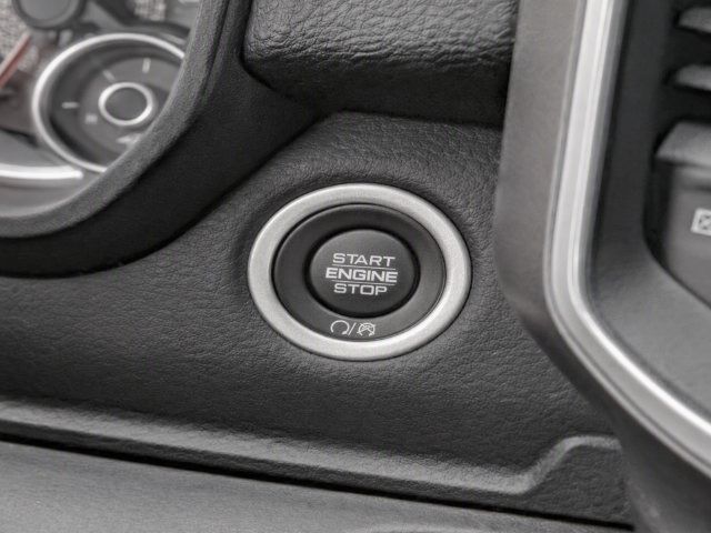 Used 2022 RAM 2500 Big Horn AWD/4WD image 16
