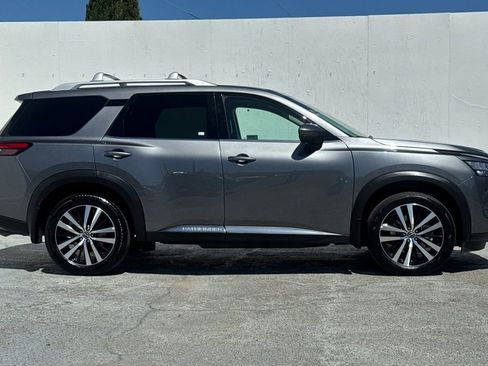 Used 2024 Nissan Pathfinder Platinum w/ Cargo Package FWD image 2
