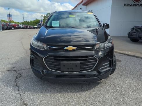 Used 2020 Chevrolet Trax LS FWD image 16