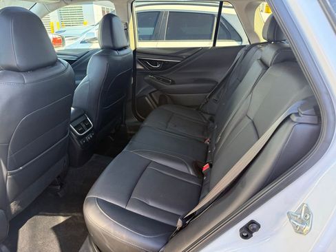 Used 2021 Subaru Outback Limited image 24