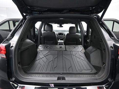 Used 2023 Chevrolet Equinox RS w/ RS Leather Package AWD/4WD image 17
