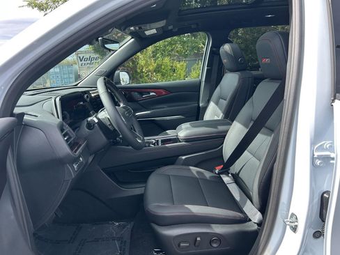 New 2026 Chevrolet Traverse Z71 w/ Enhanced Driving Package image 22