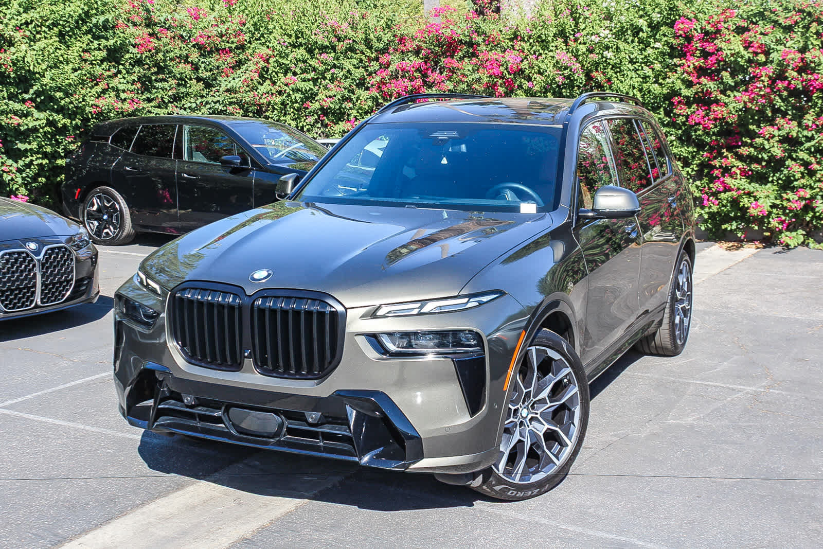 Used 2024 BMW X7 xDrive40i w/ Executive Package AWD/4WD image 1