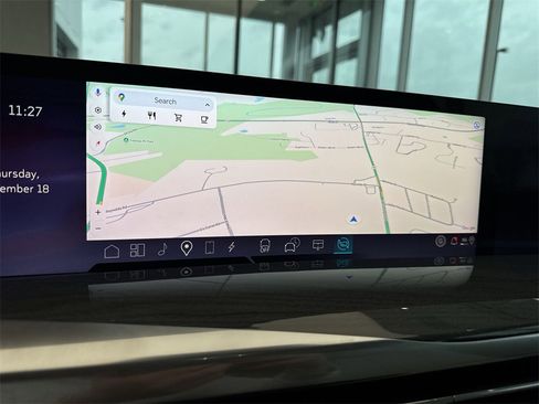 New 2025 Cadillac Escalade IQ Luxury 1 w/ Smart Trailering package image 18