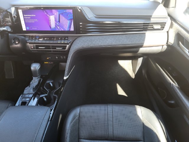 Used 2025 Toyota Camry XLE w/ Premium Package AWD/4WD image 26