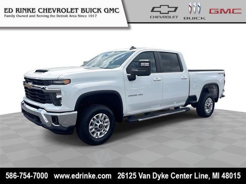 Used 2024 Chevrolet Silverado 2500 LT w/ Convenience Package AWD/4WD image 1