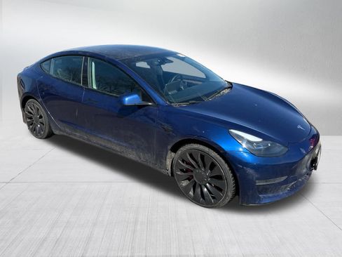 Used 2022 Tesla Model 3 Performance image 5