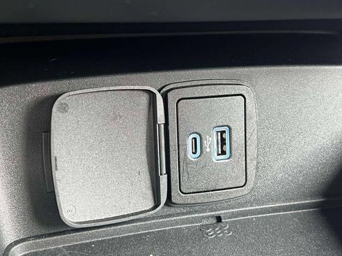 Used 2023 Ford Bronco 2-Door AWD/4WD image 27