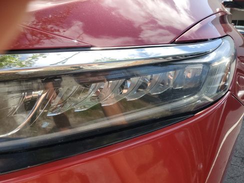 Used 2018 Honda Accord EX-L image 2