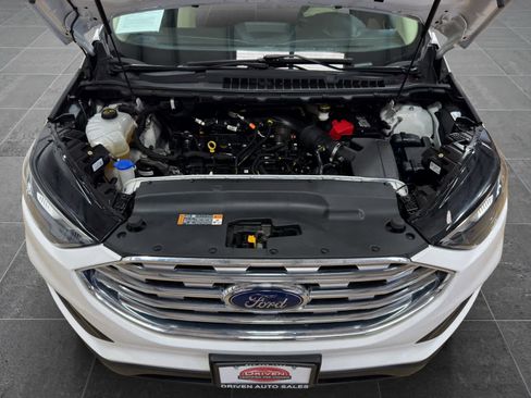 Used 2022 Ford Edge SE w/ Cargo Accessory Package image 8