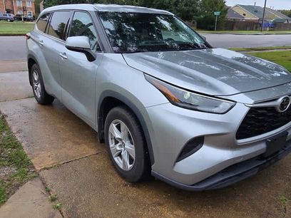 Used 2022 Toyota Highlander L