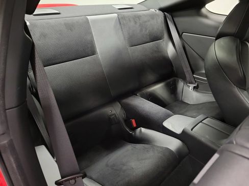 Used 2025 Toyota GR86 Premium w/ ALL Weather Mat Package (TMS) RWD image 25