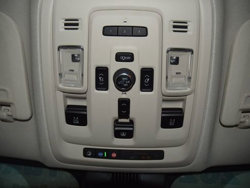 Used 2024 GMC Yukon Denali AWD/4WD image 53