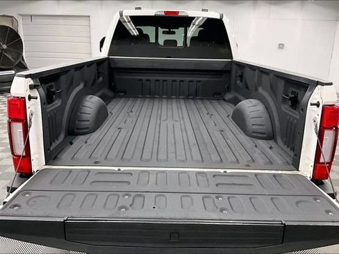 Used 2022 Ford F350 Lariat w/ Lariat Ultimate Package AWD/4WD image 30