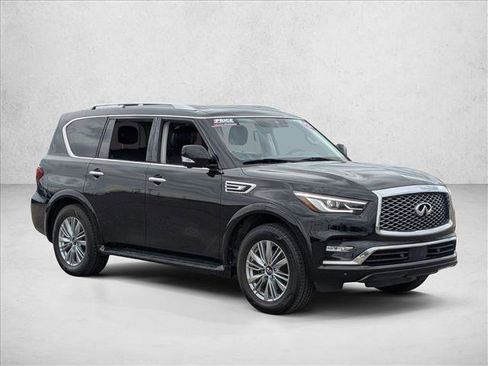 Used 2021 INFINITI QX80 Luxe image 3