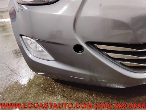 Used 2013 Hyundai Elantra Limited image 16