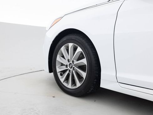 Used 2017 Hyundai Sonata Limited w/ Tech Package 03 image 17