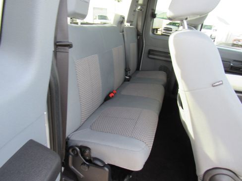 Used 2011 Ford F250 XLT w/ XLT Appearance Pkg image 12