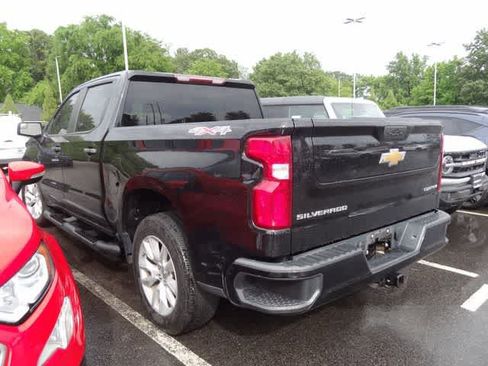 Used 2021 Chevrolet Silverado 1500 Custom w/ Safety Confidence Package AWD/4WD image 7