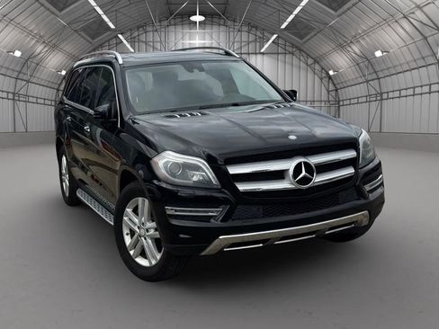 Used 2014 Mercedes-Benz GL 450 4MATIC image 1
