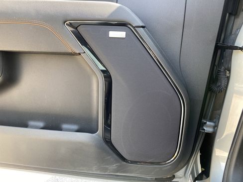 Used 2025 GMC Sierra 2500 AT4 w/ AT4 Premium Plus Package image 25