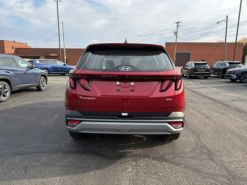 New 2026 Hyundai Tucson SE image 6