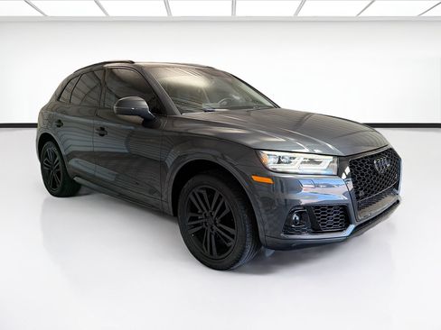 Used 2019 Audi Q5 2.0T Premium Plus w/ Premium Plus Package AWD/4WD image 3