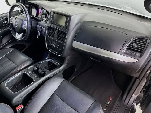 Used 2019 Dodge Grand Caravan GT image 33