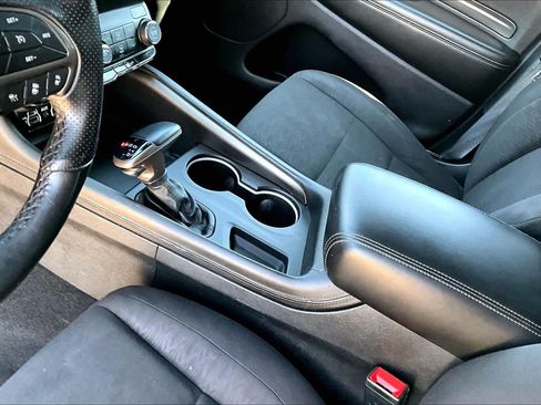 Used 2023 Dodge Durango SXT Launch Edition RWD image 14