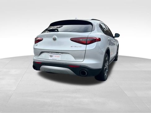 Used 2018 Alfa Romeo Stelvio Ti Sport image 5