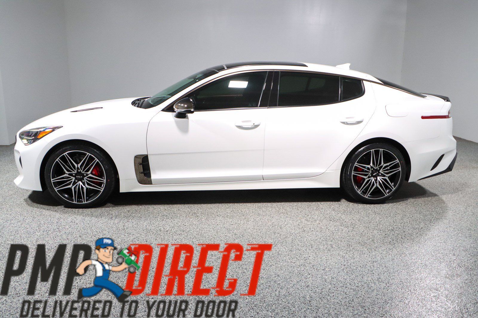 Used 2022 Kia Stinger GT1 RWD image 10