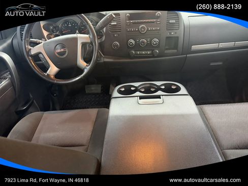 Used 2013 GMC Sierra 2500 SLE w/ Convenience Package AWD/4WD image 10
