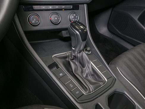 Used 2023 Volkswagen Jetta Sport image 33