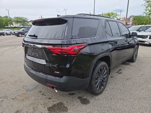 Used 2023 Chevrolet Traverse RS AWD/4WD image 3