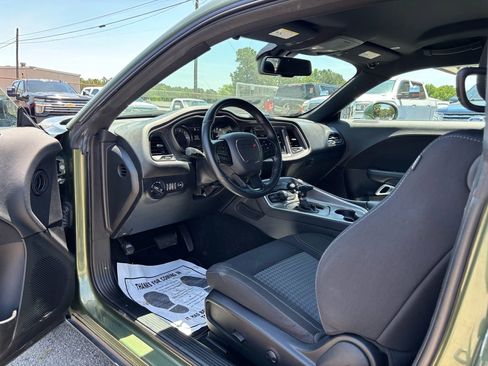 Used 2022 Dodge Challenger SXT w/ Blacktop Package AWD/4WD image 18