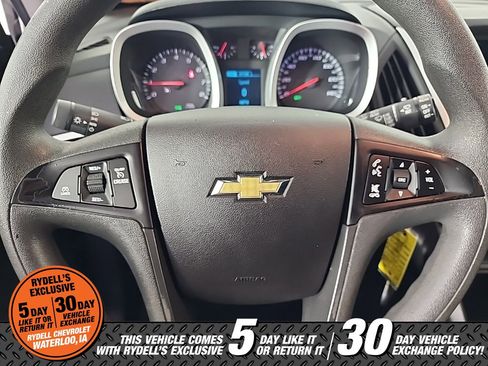 Used 2017 Chevrolet Equinox LS image 20