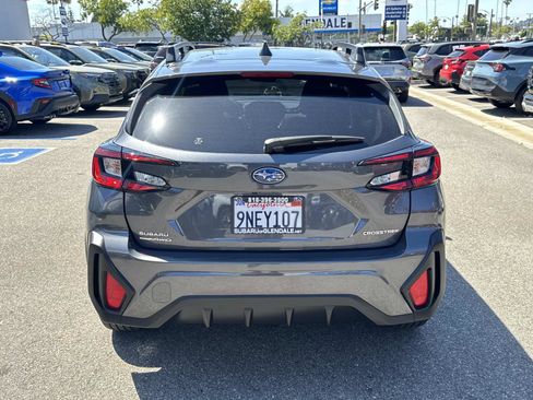 Certified 2024 Subaru Crosstrek 2.0i Premium w/ Crosstrek Mirror Package AWD/4WD image 5