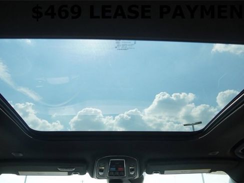 New 2025 Jeep Grand Cherokee Limited w/ Black Appearance Package image 16