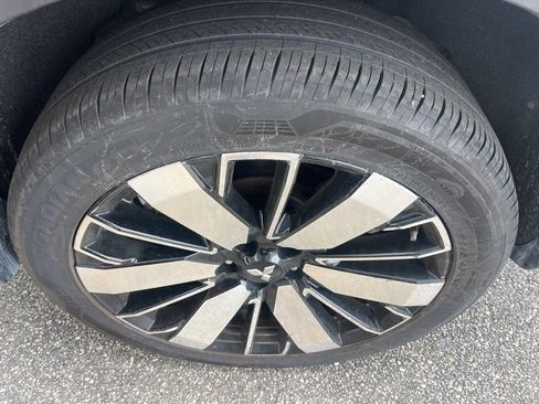 Used 2025 Mitsubishi Outlander SE FWD image 35