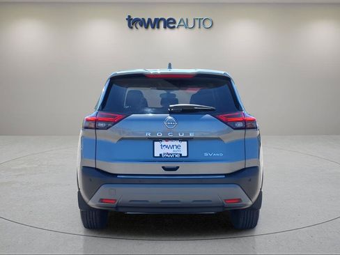 Used 2023 Nissan Rogue SV AWD/4WD image 4